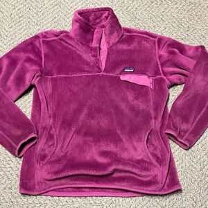 Patagonia pullover, fushia xl, snap T